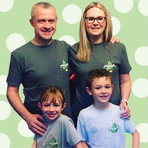 π Squiffy Print Illustrated Personalised Christmas Tree T-shirt π